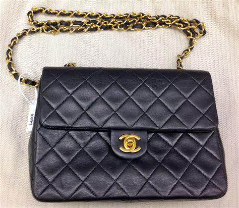 chanel a37272y02003 fake|Chanel purse counterfeit.